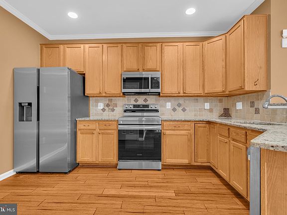 5th image of 7634 Duneiden Ln