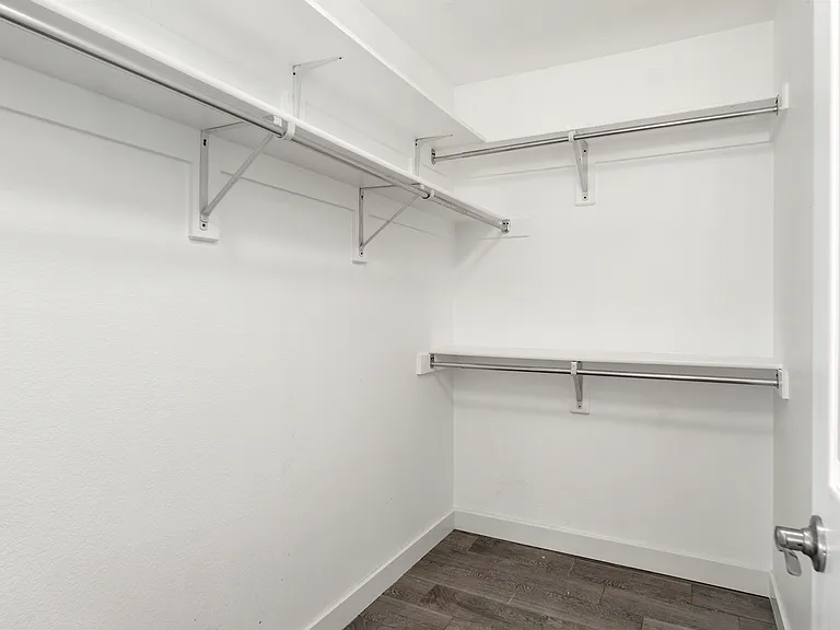 7446 S Memphis St — Photo 12