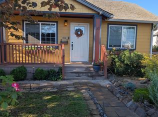 110 E Bartlett Ave, Selah, WA 98942