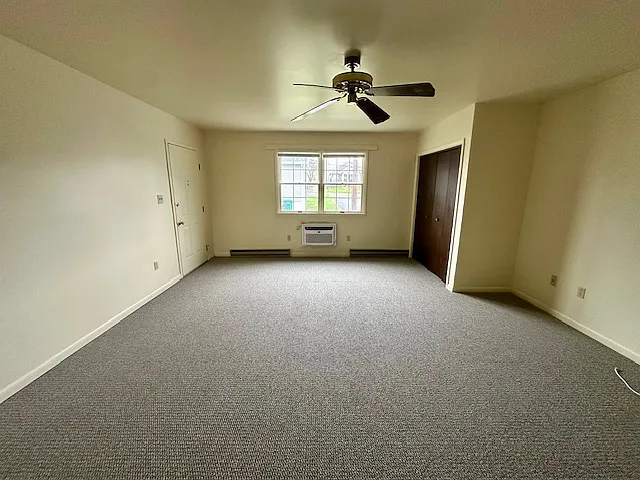 320 W Vine St #A — Photo 4
