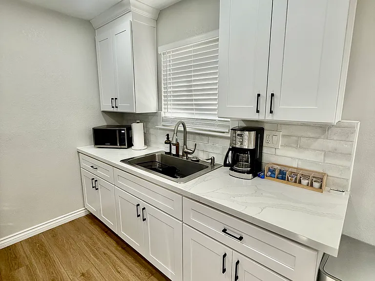 2644 E Anita St — Photo 10