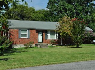 517 Alta Loma Rd, Goodlettsville, TN 37072