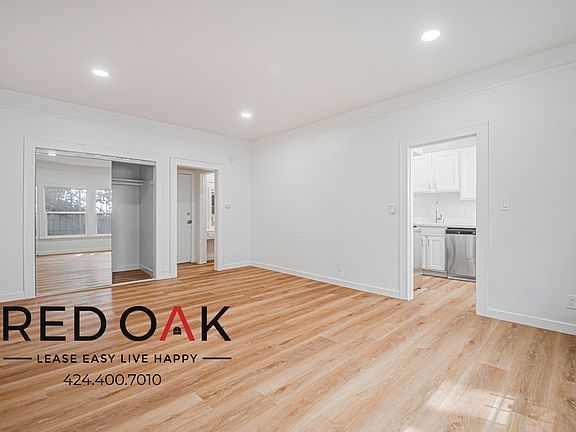 3rd image of 1818 Whitley Ave #107