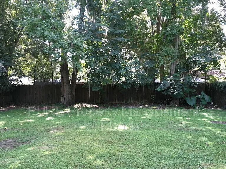 3150 SE 7th St — Photo 37