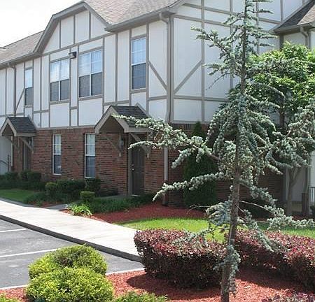 3rd image of 816 Londontown Way APT 1173