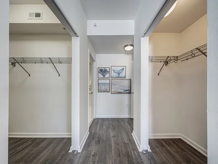 Avana Cypress Creek — Photo 17