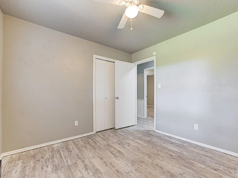 2287 Houston Ave — Photo 26