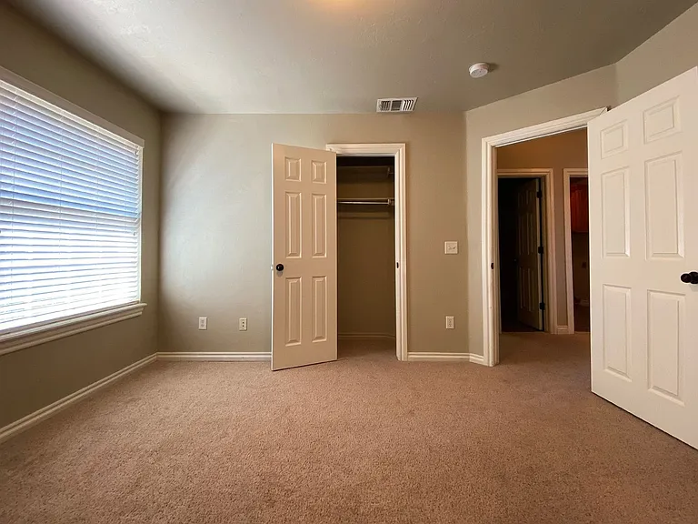 3017 Line Dr — Photo 12