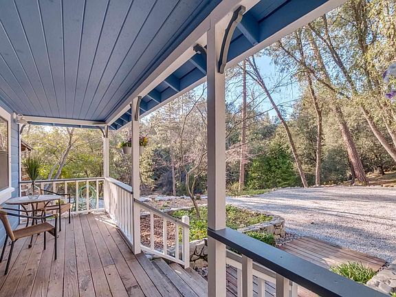 4th image of 22100 Harmony Ln