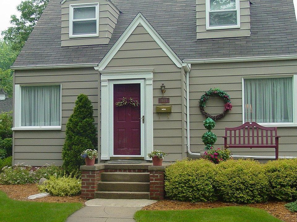 1st image of 1601 N Blair Ave