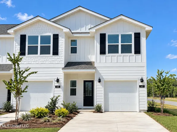 147 Harper Grove Cir, Ocean Springs, MS 39564