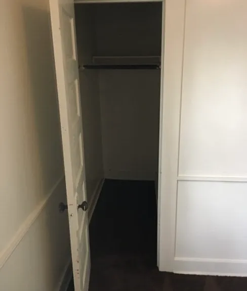 343 N Grove St — Photo 12