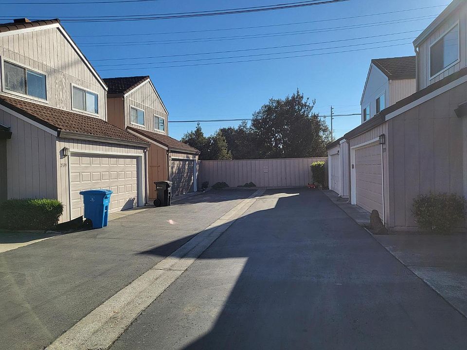 1st image of 2367 South Dr