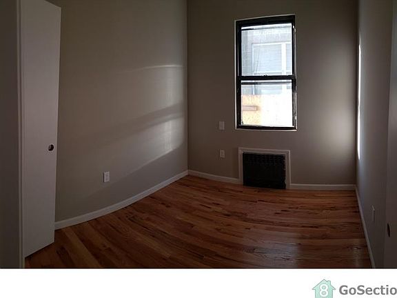 3rd image of 47 Metcalfe St Floor 2