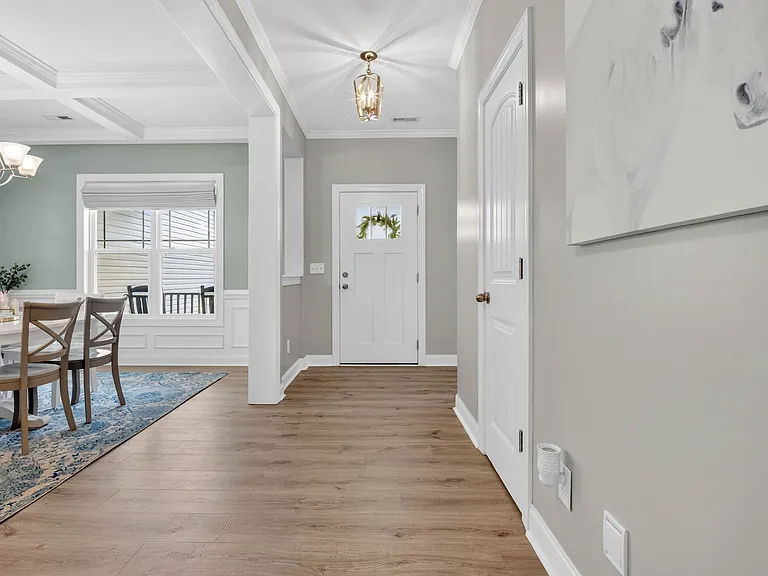 313 Laurel Oaks Dr — Photo 6