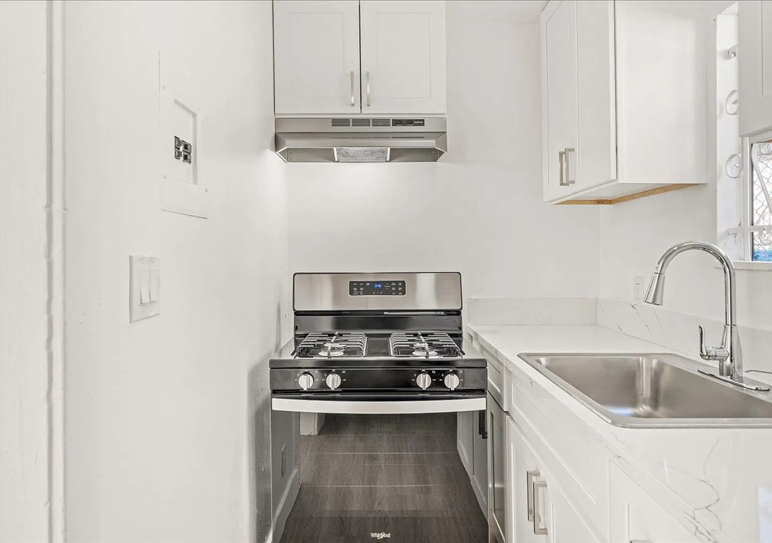 Cozy and Affordable Apartment For Rent! — Photo 4