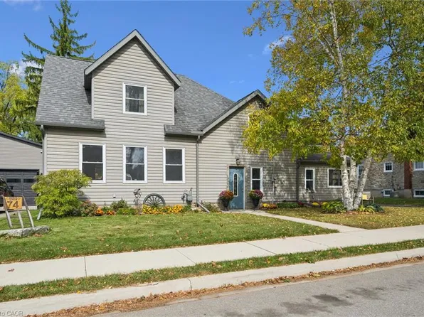 74 Selkirk St, Cambridge, ON N1S 1Z4