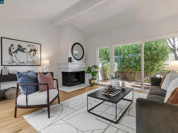 682 Silver Lake Dr, Danville, CA 94526