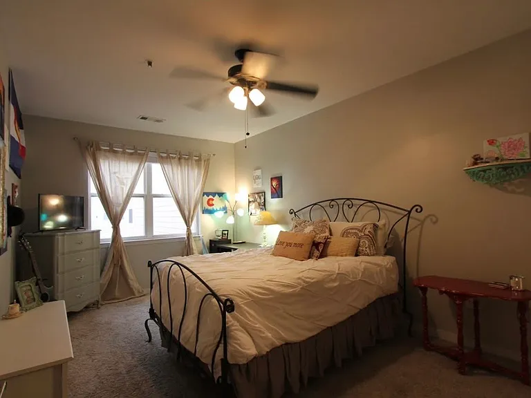 3000 Vanderbilt Pl #218 — Photo 7