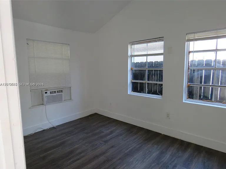 1937 Taylor St #1 — Photo 8