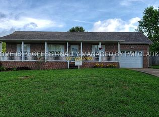 1223 Kendall Dr, Clarksville, TN 37042