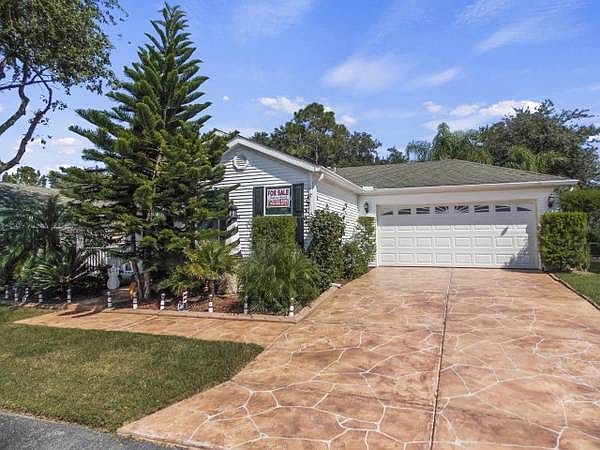 1st image of 9508 Country Club Ln