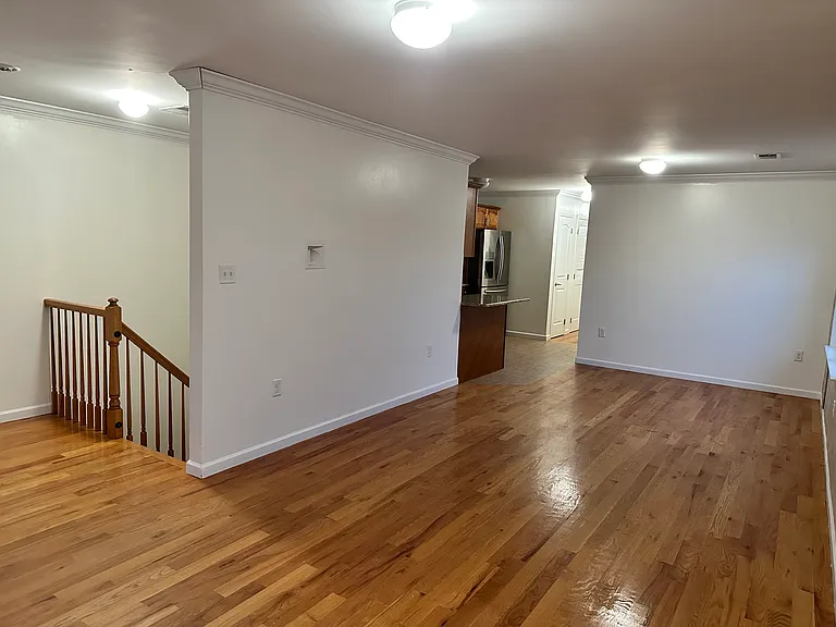 452 Fulton St — Photo 5
