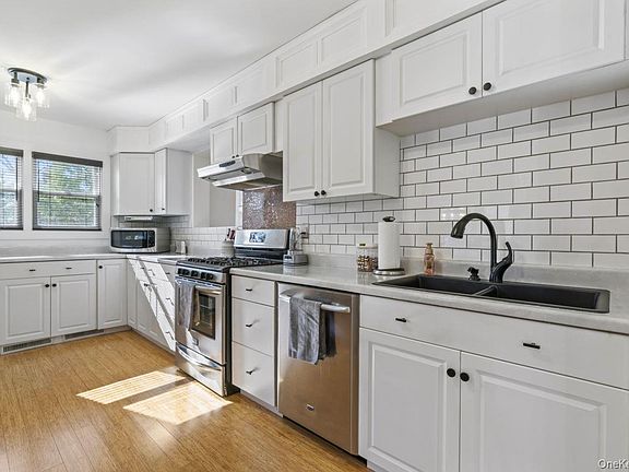 3rd image of 11 Dennard Road