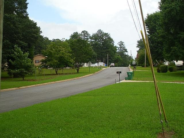 2nd image of 508 Bavarian Dr