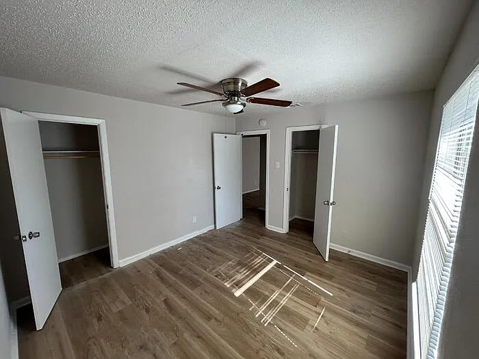 2809 North Hwy #175-108 — Photo 3