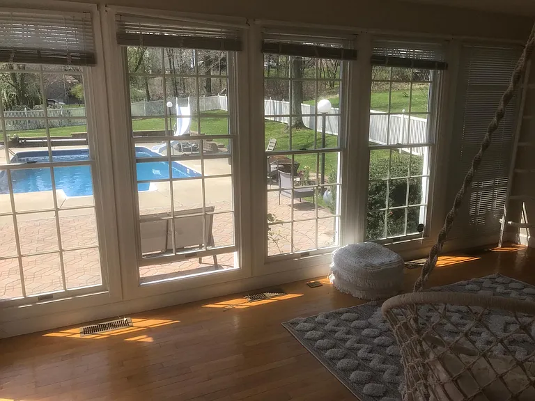 305 Village Ct — Photo 20