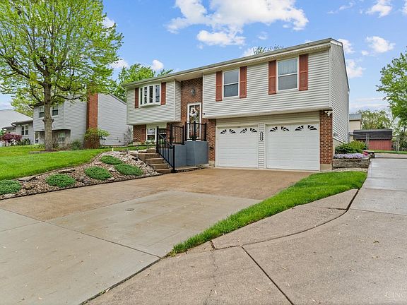 4th image of 1368 Firethorne Dr