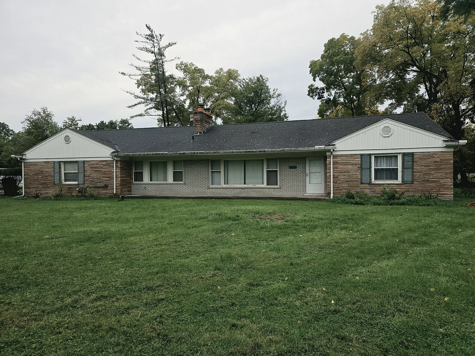 3 bed, 1.5 bath, 1820 sqft, $2,875 — Photo 1