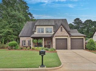 2209 N Donahue Dr, Auburn, AL 36830