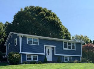 233 Manning St, Hudson, MA 01749