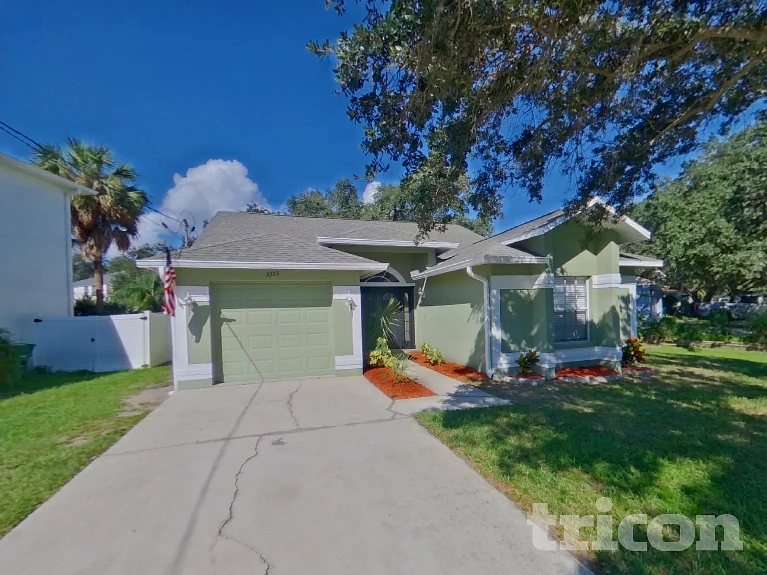 3323 W Marcum Street Tampa FL — Photo 2