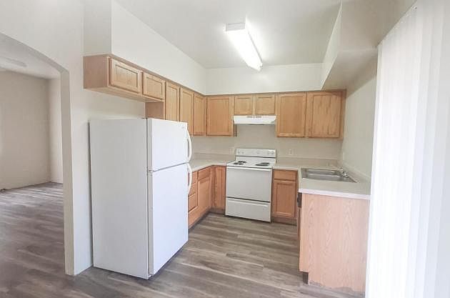 1st image of 3413 E Water St #1