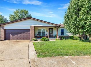 6124 Daisyleaf Ct, Saint Louis, MO 63129