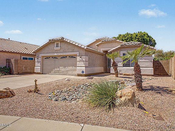 3rd image of 1814 N 108TH Avenue