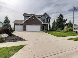 6126 Pebblebrooke Rd, Whitestown, IN 46075