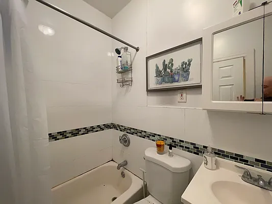 Rented by Bond New York | media 20