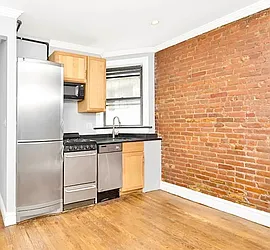 Rented by Century 21 Premier 