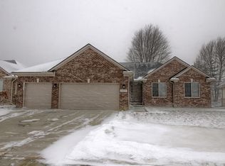 28646 Rose Way, Chesterfield, MI 48047