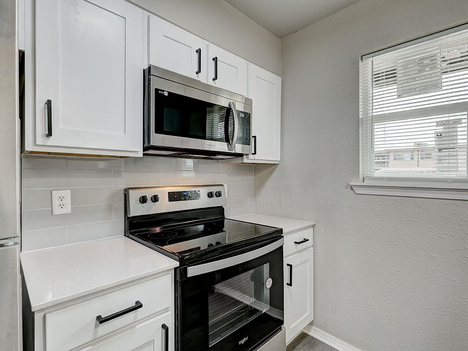 1st image of 515 24th Ave NW #505-A