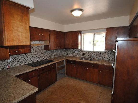 3rd image of 8119 N 55th Dr