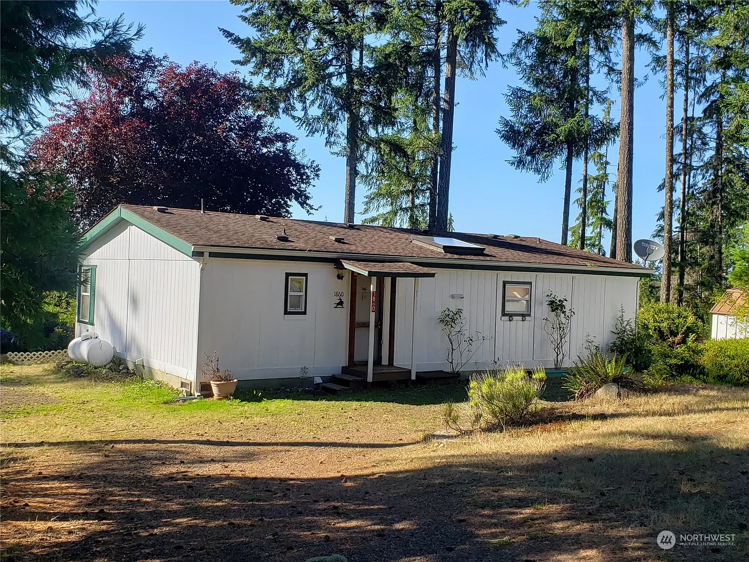 1860 E Trails End Drive photo 1