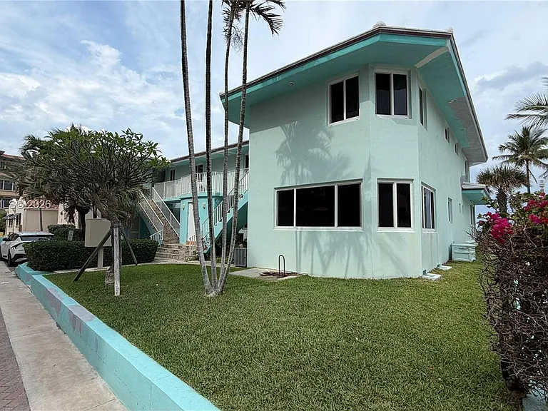 3400 N Surf Rd #1 — Photo 13