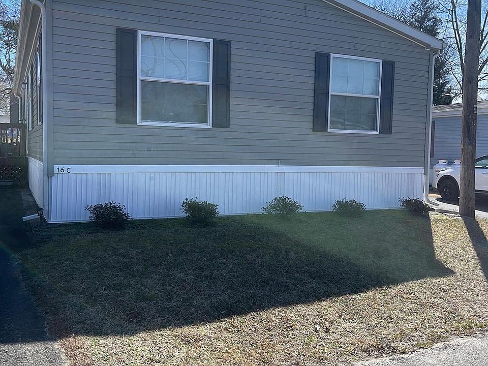 1st image of 16 Carp Ln