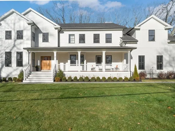 22 Tyler Rd, Lexington, MA 02420