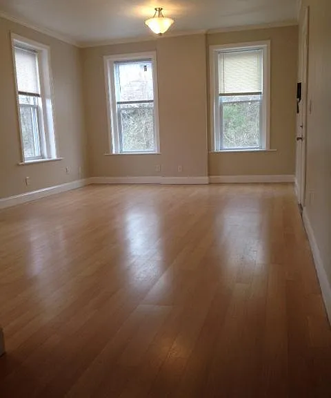 20 Eden St #3 — Photo 5